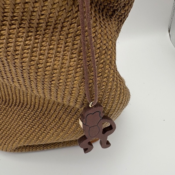 Liz Claiborne Brown Woven Material Shoulder Bag with Faux Leather Trim - Picture 2 of 14